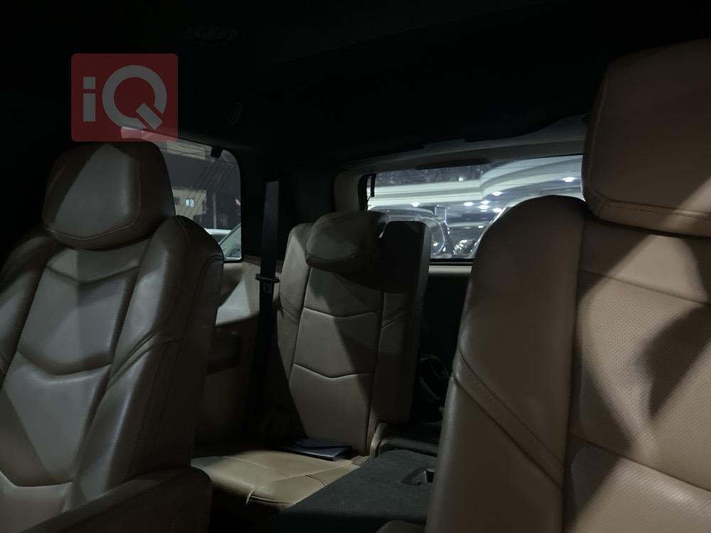 كاديلاك اسكاليد